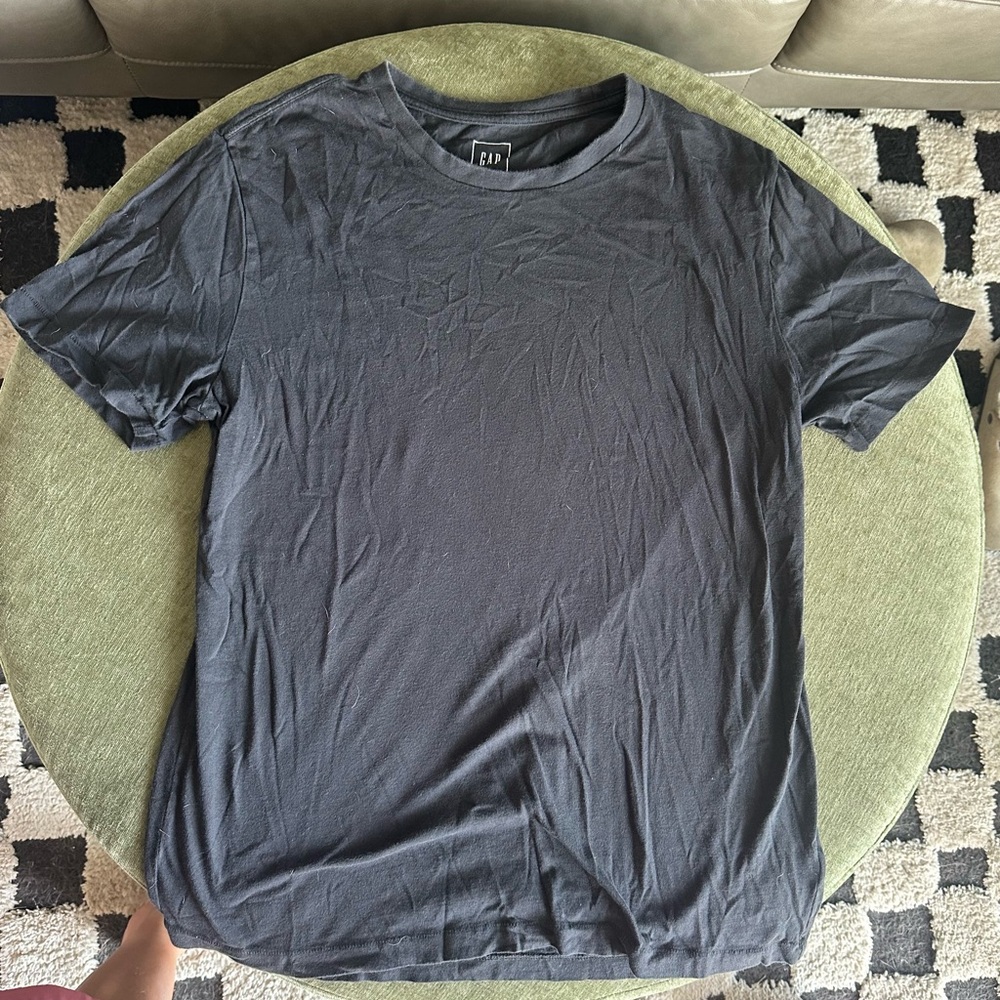 GAP Black Short Sleeve Tee